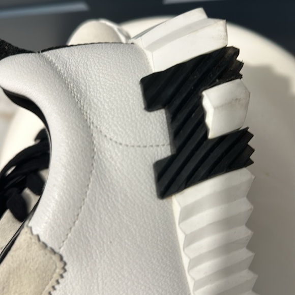 Hermes leather bouncing sneakers size 38.5 - Picture 12 of 12